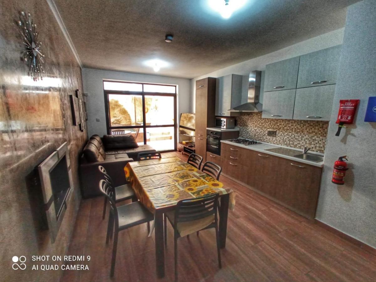 Town House With Private Pool In Village Centre Kalkara Kültér fotó