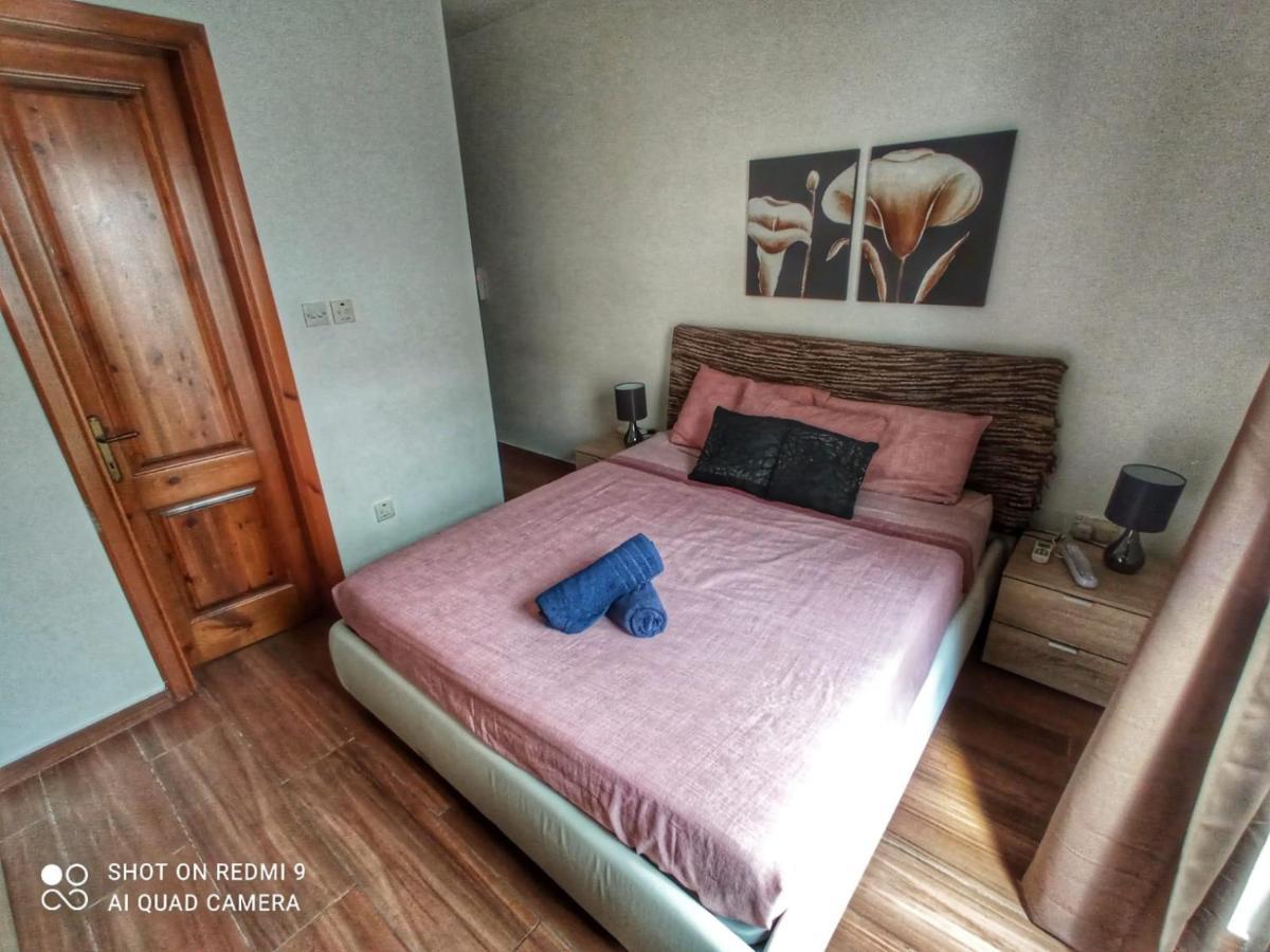 Town House With Private Pool In Village Centre Kalkara Kültér fotó